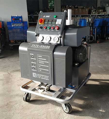 聚氨酯機(jī)器(圖1) H5600聚氨酯機(jī)器