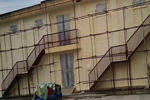 屋頂內(nèi)壁外墻保溫施工聚氨酯保溫材料設(shè)備(圖2) 屋頂內(nèi)壁外墻保溫施工聚氨酯保溫