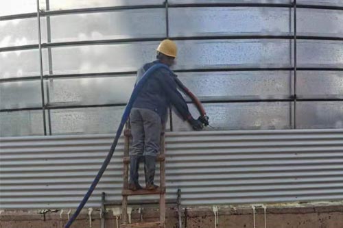 糧庫聚氨酯施工機器 糧倉隔熱發(fā)保溫施工工藝(圖3) 糧庫糧倉隔熱發(fā)保溫施工